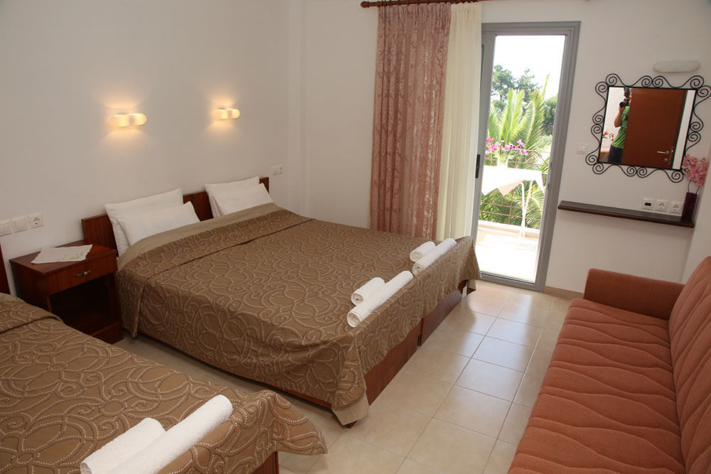 Hotel Apartment Kastoria Hanioti Eksteriør bilde